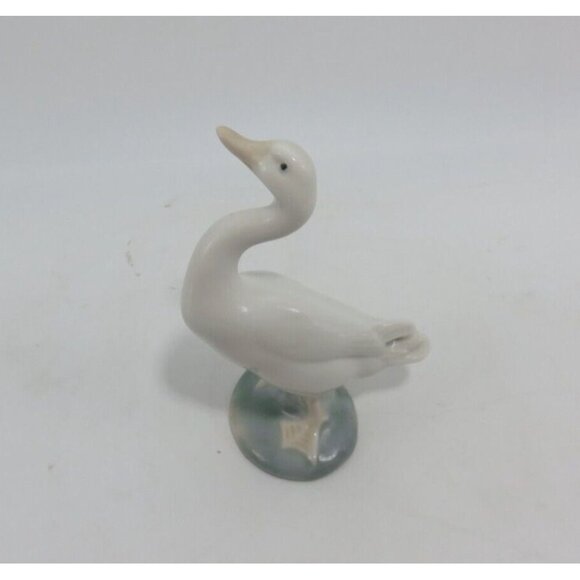 Vintage Lladro GOOSE Small Porcelain DUCK Figurine 1970s Collectible - Picture 8 of 10